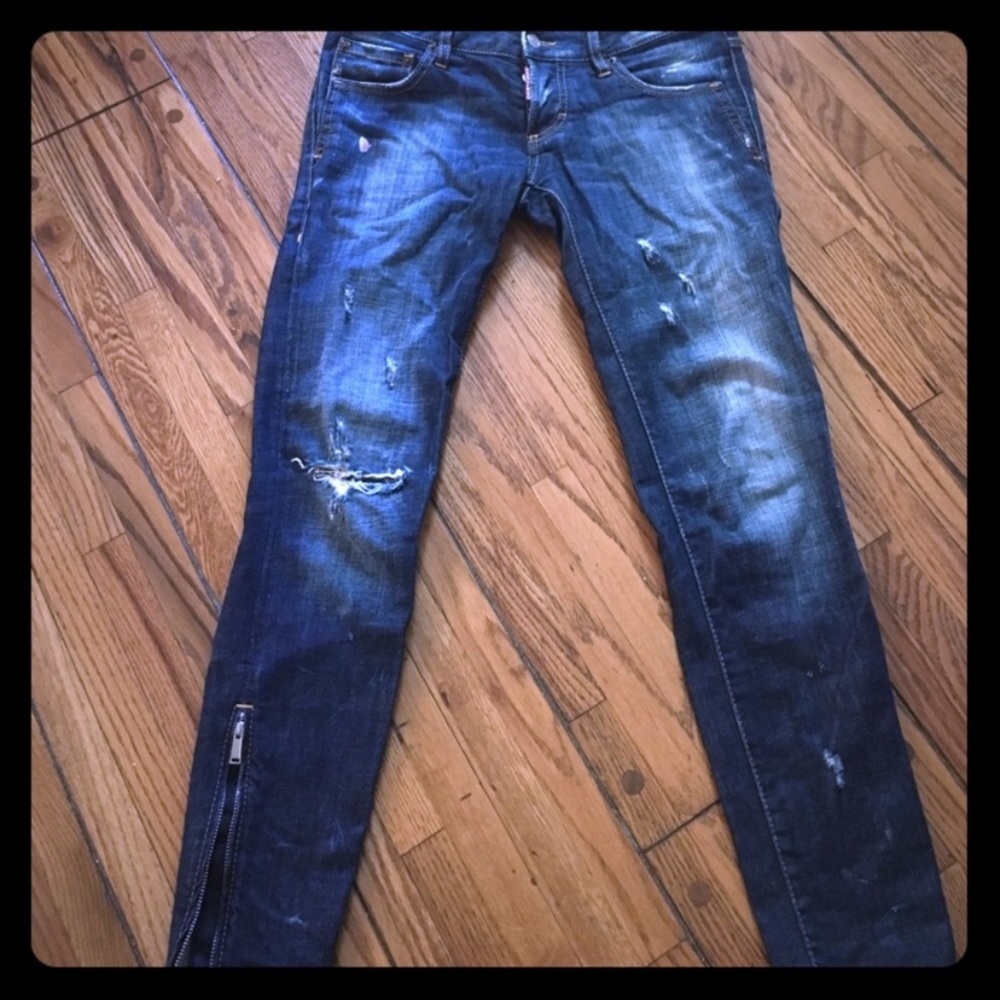 Dsquared2 distressed ankle jeans sz 2